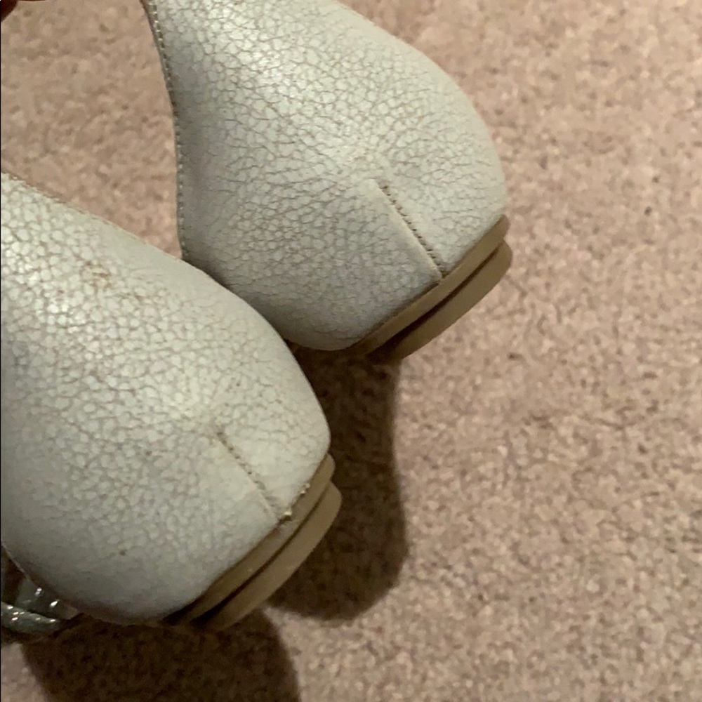 Aldo Ankle Strap Opal Sandal - Picture 4 of 4